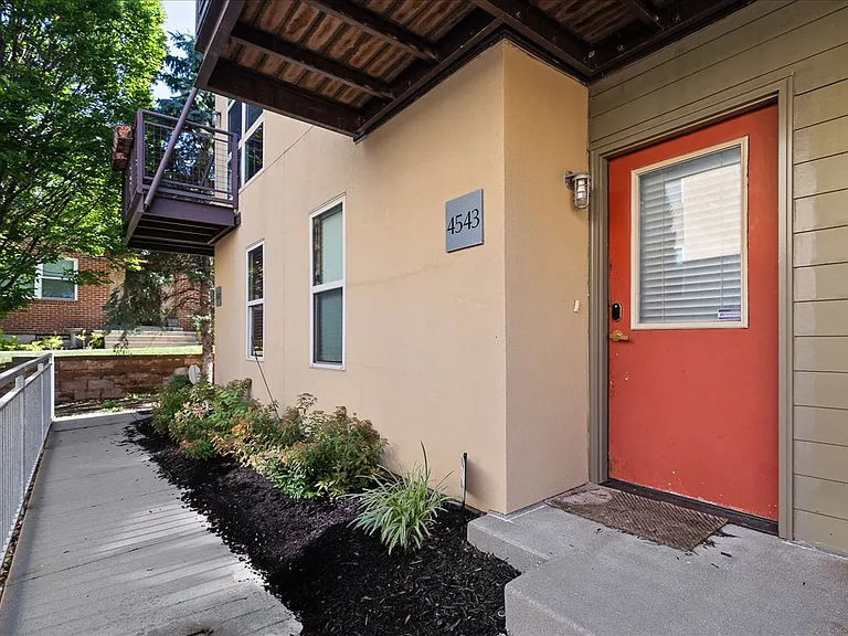 4543 Madison Ave — Photo 2