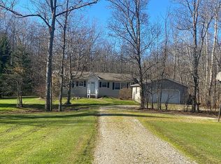 10670 Holi Dale Dr, Chardon, OH 44024