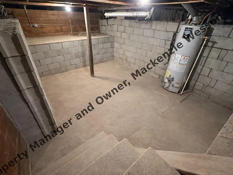 4011 S Polk St — Photo 11