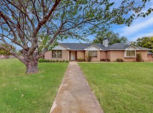108 Deborde Cir, Red Oak, TX 75154