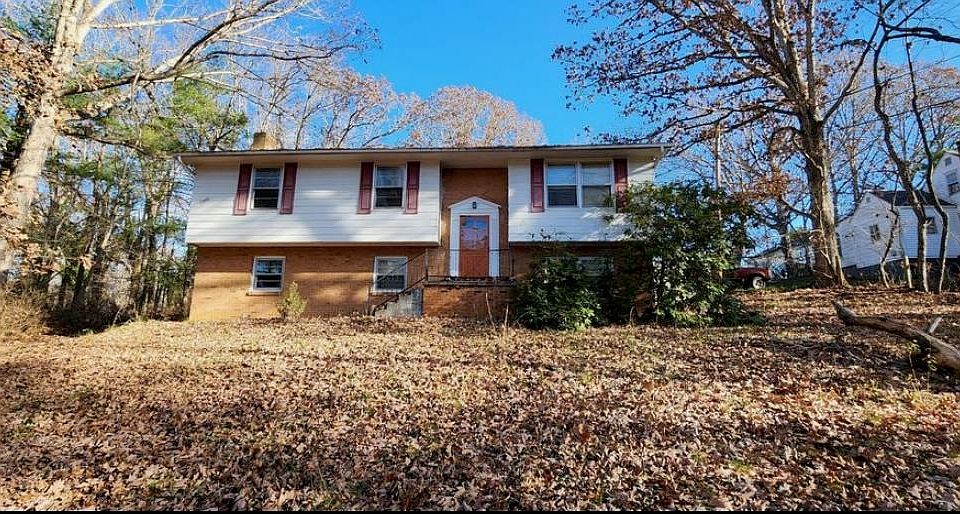 1st image of 1370 Roanoke St