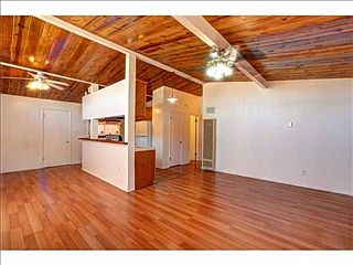 2nd image of 6959 Eberhart St
