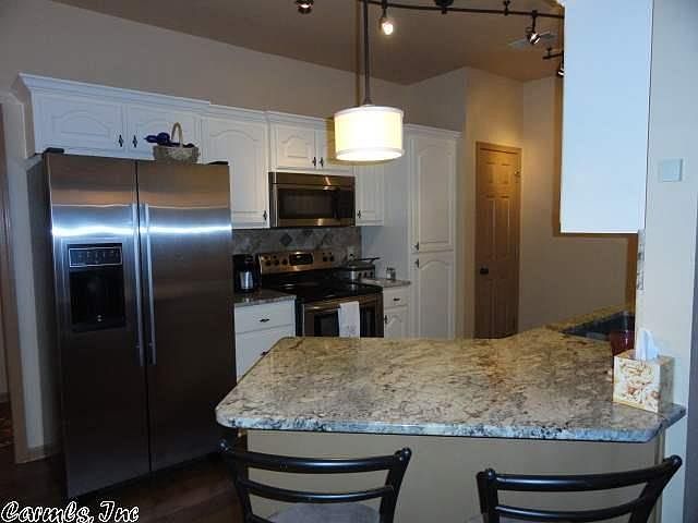 2nd image of 1205 Prickett Rd