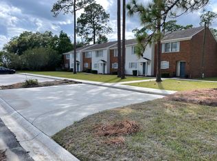 819 Saint Marys Dr, Waycross, GA 31501