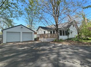 520 Rue Street Catherine St, Florissant, MO 63031