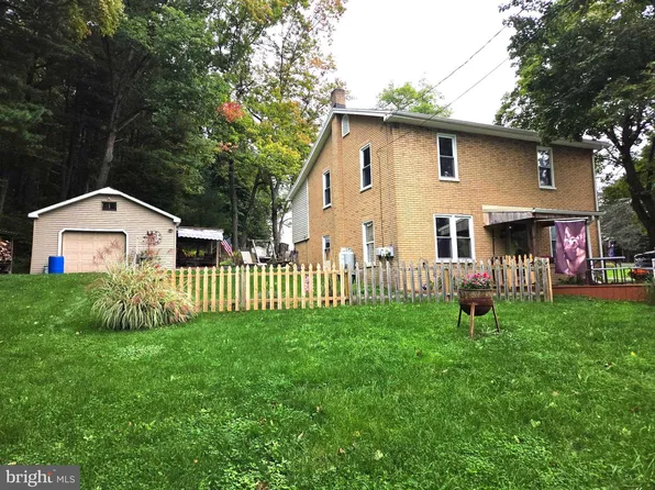 2 Sunnylane Rd, Pottsville, PA 17901