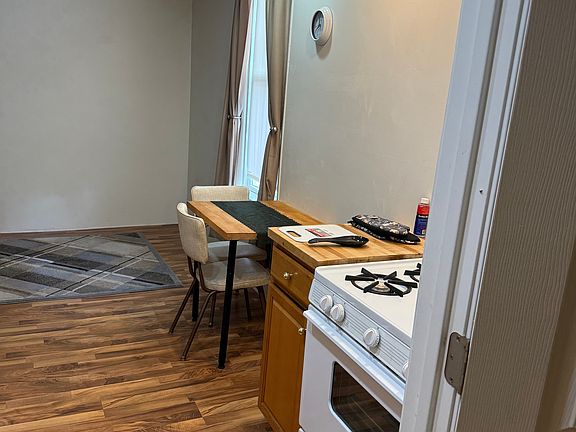 4th image of 726 10th Ave #1
