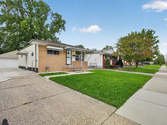 2nd image of 11268 Jewett Ave