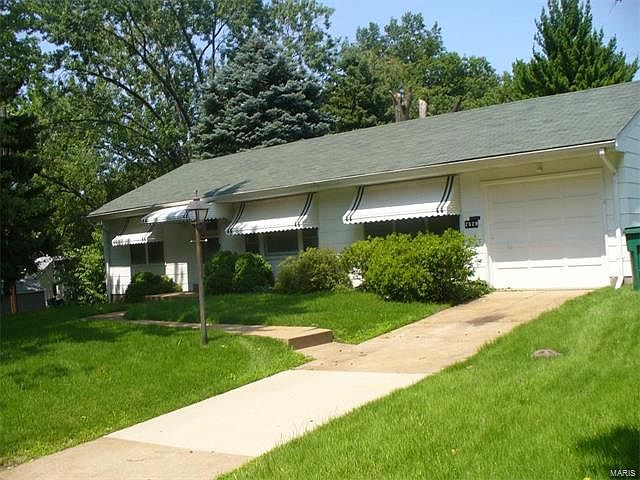 1st image of 2529 Shannonaire Dr