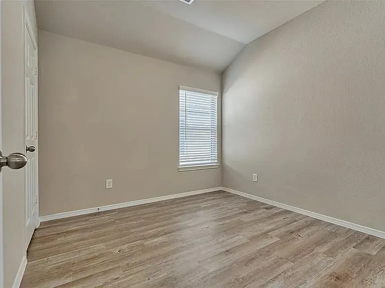 1854 Brushy Cedar Dr — Photo 21