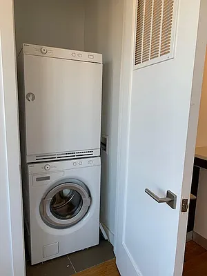 Rented by MNS | media 44