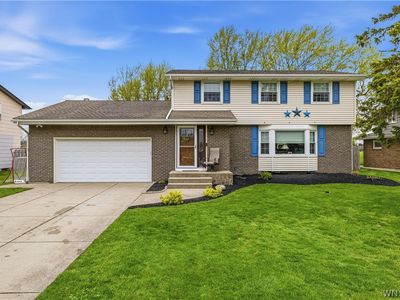 74 Impala Pkwy, Lancaster, NY, 14086