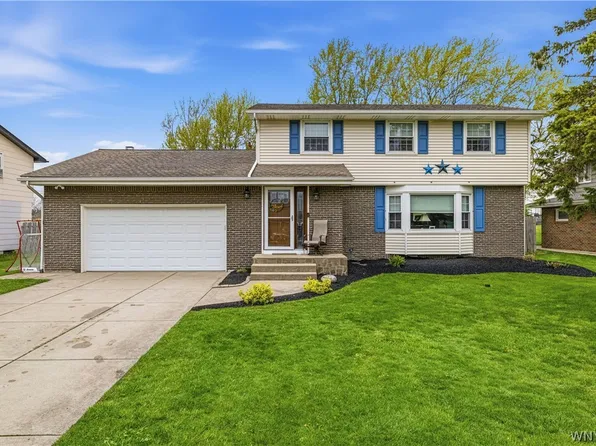 74 Impala Pkwy, Lancaster, NY 14086