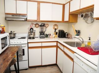 1482 Beacon St APT 31, Brookline, MA 02446