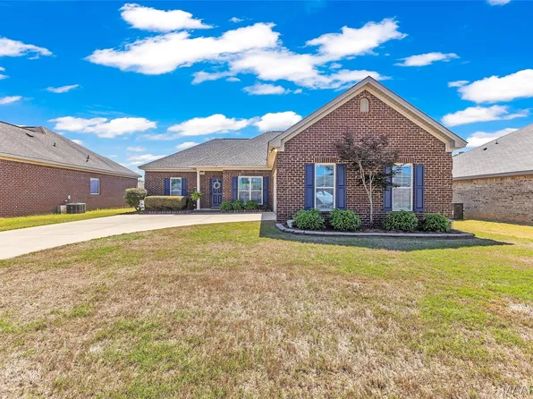 385 Country Club Dr, Wetumpka, AL 36092