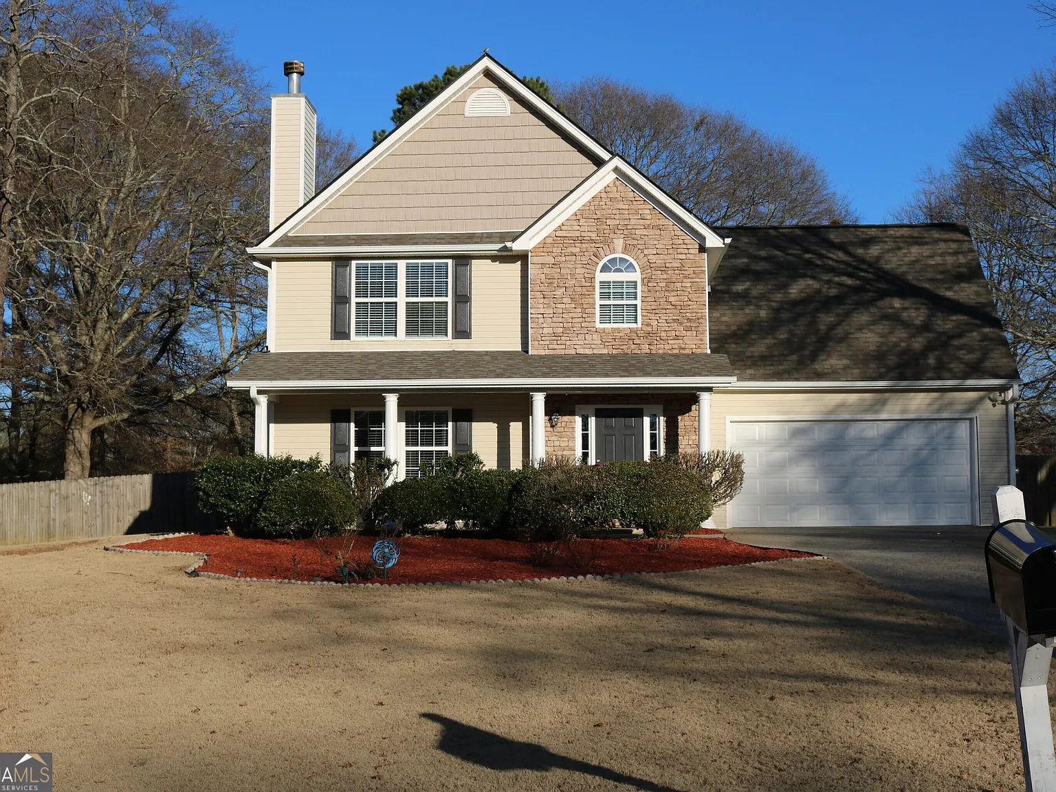 3 bed, 2.5 bath, 2218 sqft, $2,100 — Photo 4