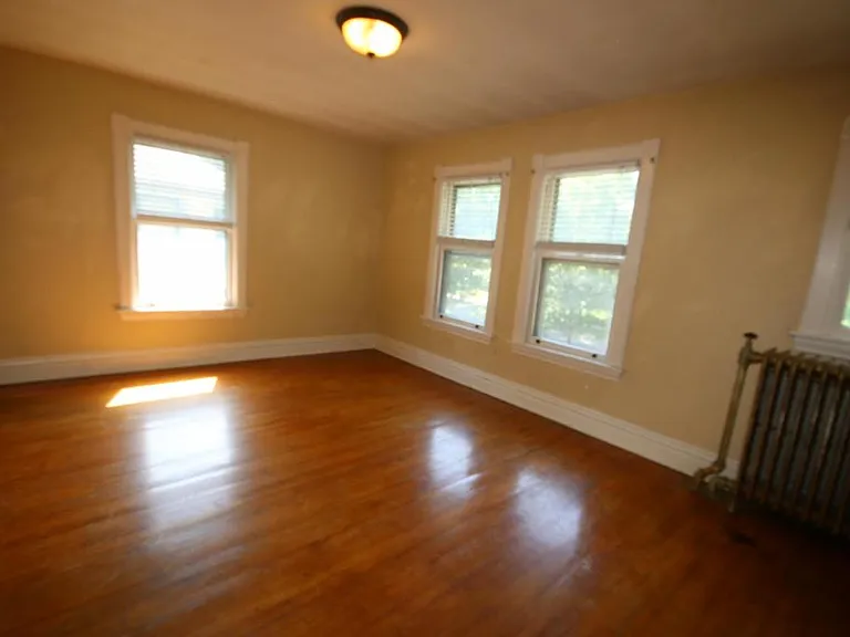 1835 Dayton Ave — Photo 14