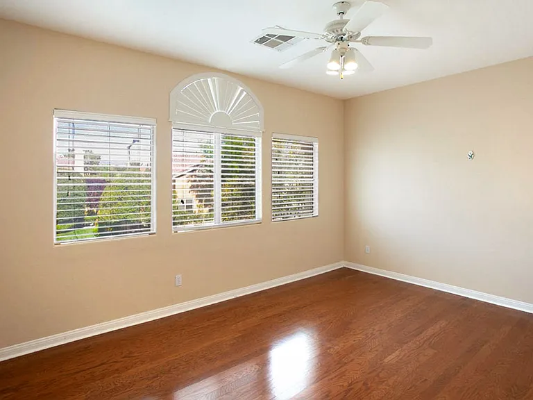 2120 Waterbury Ln — Photo 24