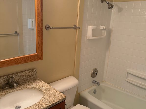 1090 Orange Ave APT 1