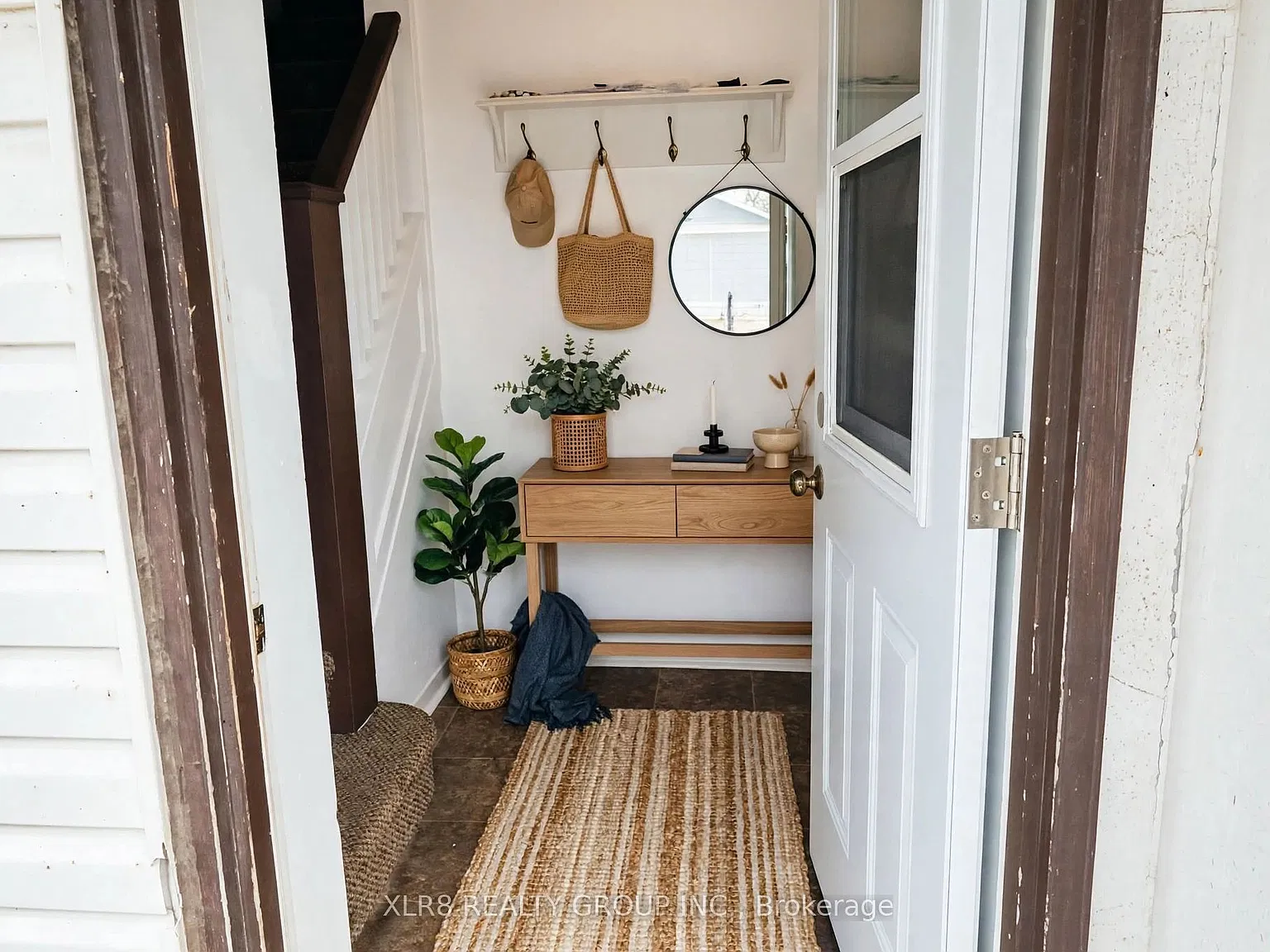 2 bed, $1,980 — Photo 4