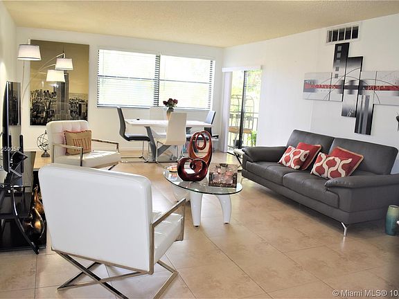 2nd image of 400 W Park Dr APT 207
