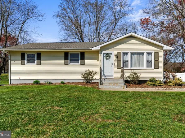 24 Clendaniel Dr, Dover, DE 19904