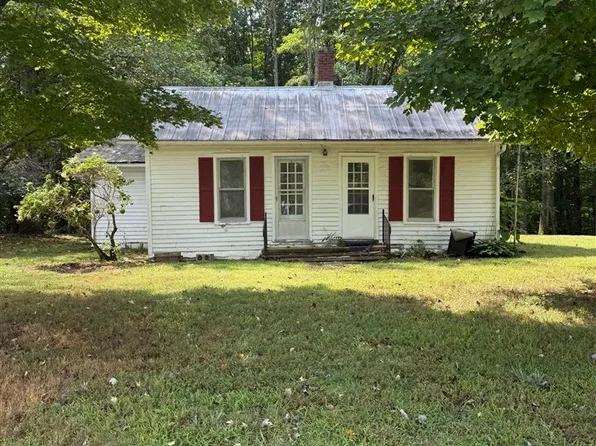 9137 Holland Rd, Scottsville, KY 42164
