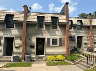 103 Chestnut Hls, New Hartford, NY 13413