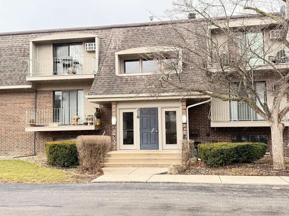 218 E Bailey Rd APT M, Naperville, IL 60565