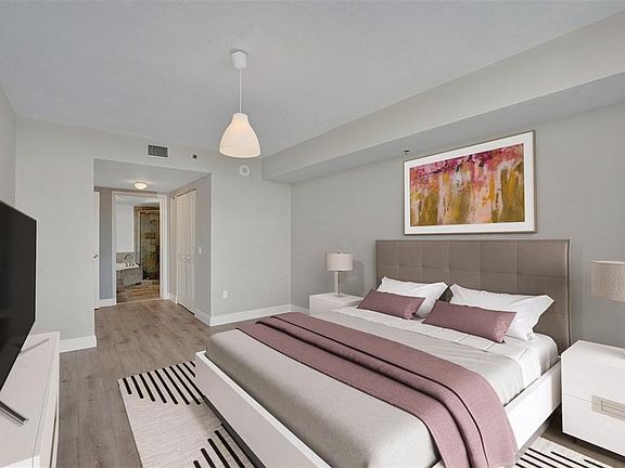 4th image of 2681 N Flamingo Rd APT 1003S