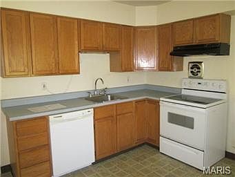 5th image of 6715 Vineland Dr
