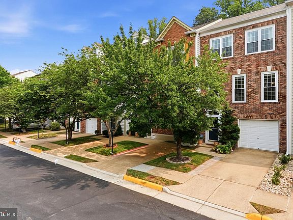 2nd image of 5439 Summer Leaf Ln