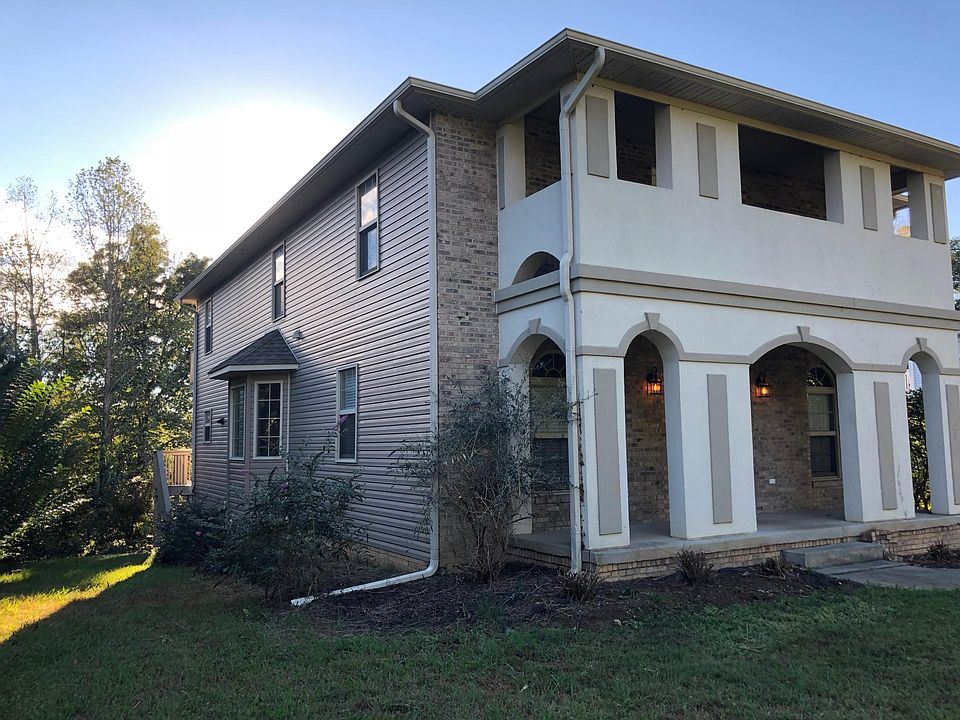 1st image of 1089 College Heights Dr