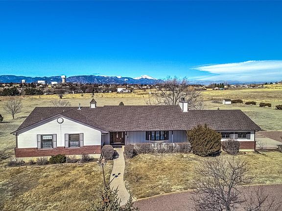 4th image of 6990 Rolling View Dr