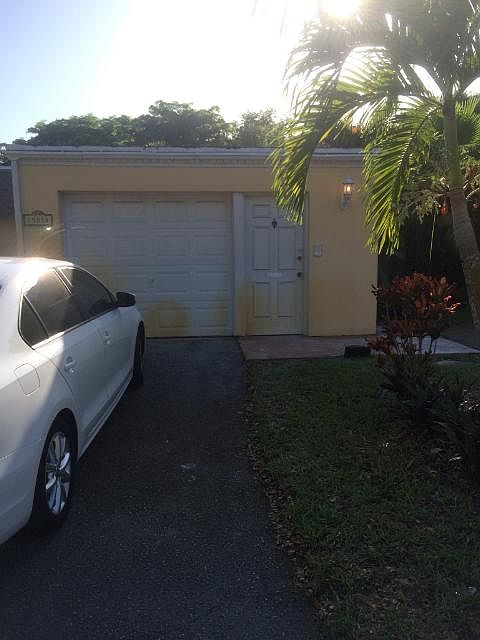 1st image of 19011 W Lake Dr