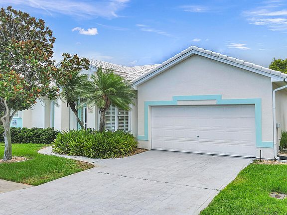 2nd image of 264 Captiva Ct