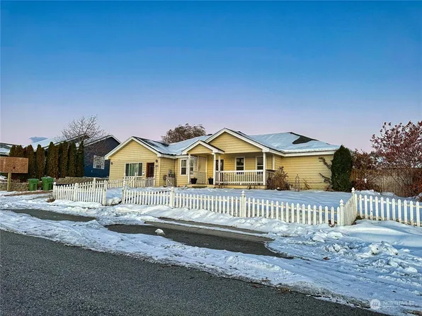 804 Quassia Street, Omak, WA 98841