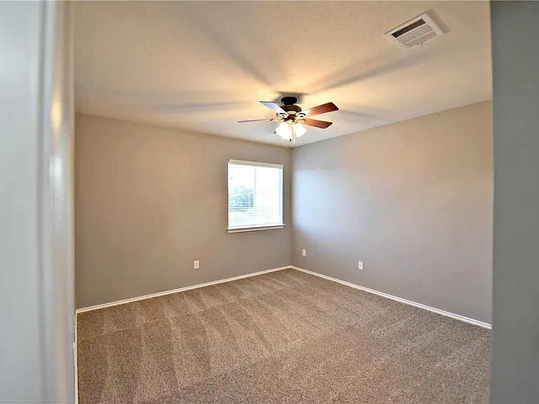 802 Rubles Ct — Photo 18