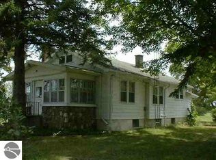 3950 E Rose City Rd, Lupton, MI 48635