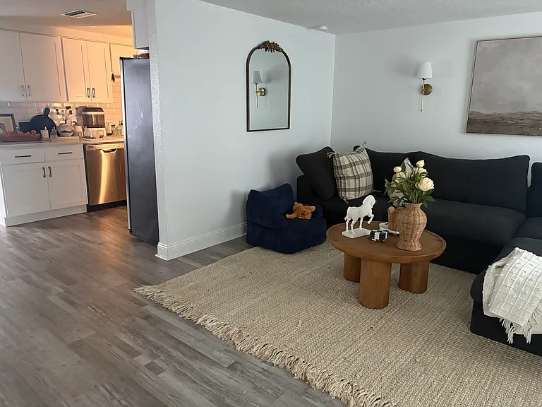 Newell Dr — Photo 10