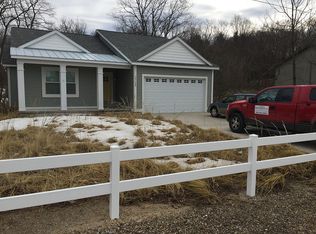 19150 N Shore Dr, Spring Lake, MI 49456