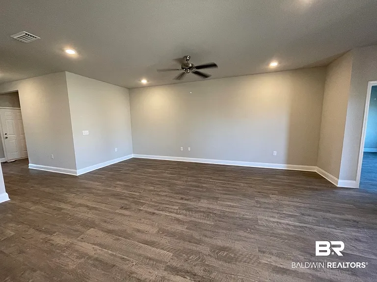 31560 Memphis Loop — Photo 11