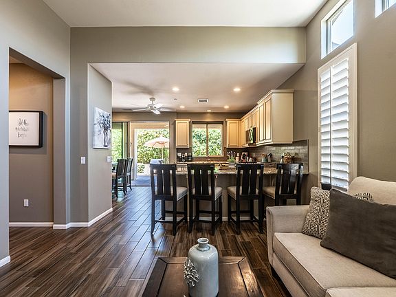 5th image of 82820 Kingsboro Ln #82820