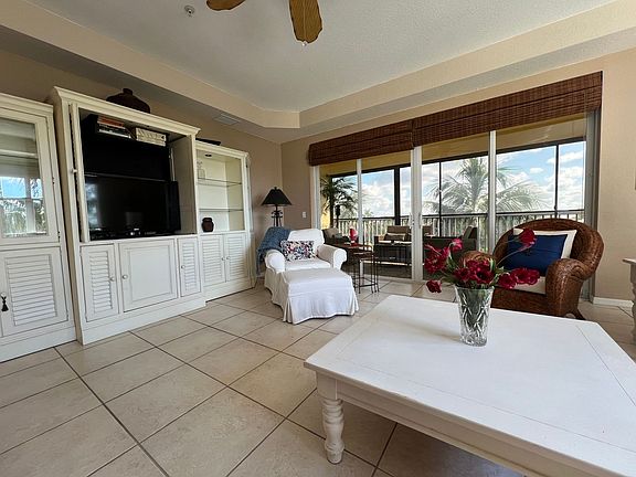 4th image of 255 W End Dr Unit 2409