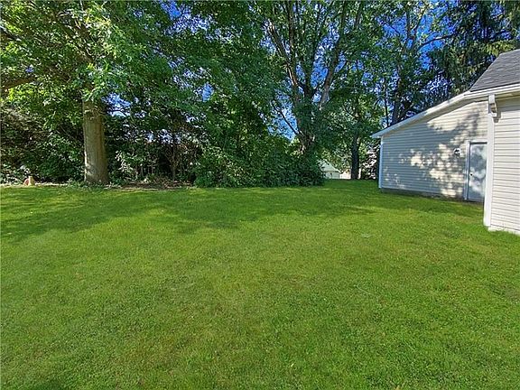 5th image of 313 W Fairmont Ave