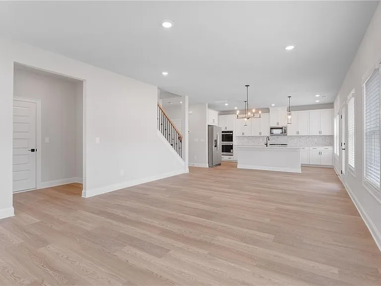 3089 Sweet Red Cir — Photo 12