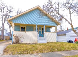 574 Ardella Ave, Akron, OH 44306
