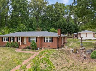 107 Edgewood Dr, Oxford, NC 27565