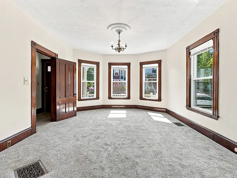 108 Hancock St #106 — Photo 6