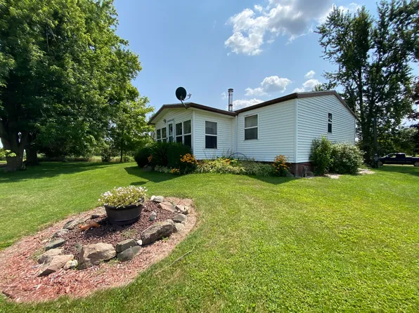 4191 Tamarack Rd, Hillsdale, MI 49242